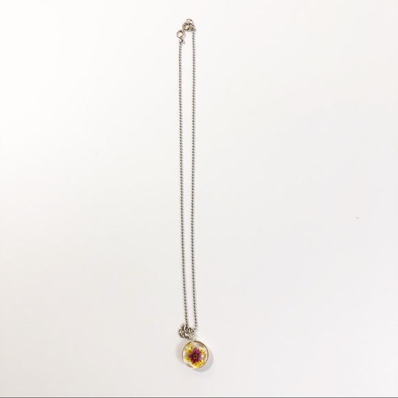 Dried Flowers Button Pendant Bee Charm NWT - Picture 3 of 3